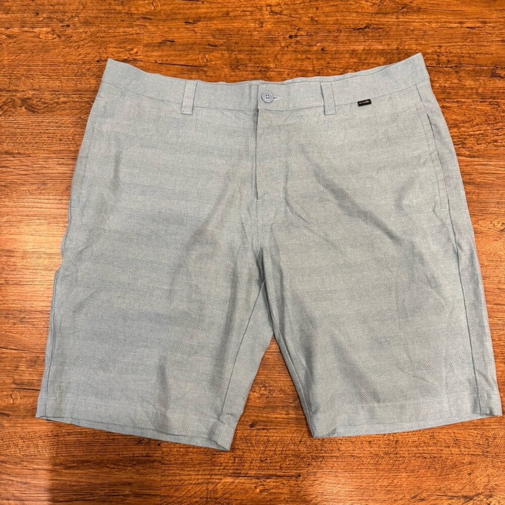 Travis Mathew Blue Lake Powell Performance Casual Golf Chino Shorts Men's 38x10‎